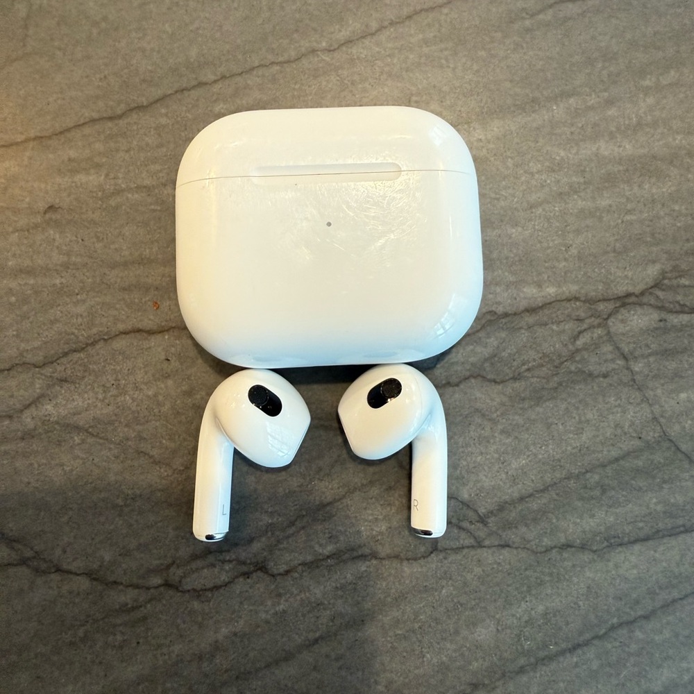 Apple AirPods 3rd Generation. Wireless Earbuds with Charging Case.